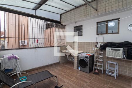 Apartamento à venda com 270m², 4 quartos e 2 vagasÁrea de serviço 