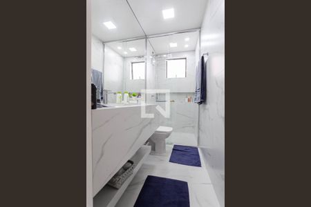 Apartamento à venda com 270m², 4 quartos e 2 vagasBanheiro da suíte 