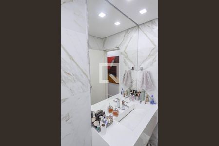 Apartamento à venda com 270m², 4 quartos e 2 vagasBanheiro social 