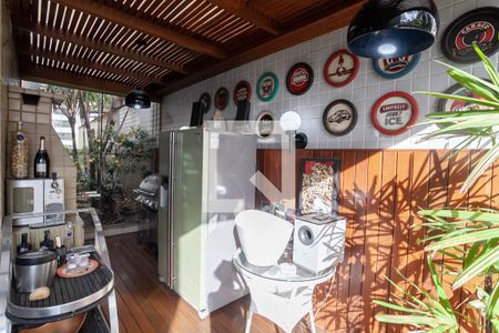 Apartamento à venda com 270m², 4 quartos e 2 vagasCobertura