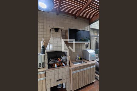 Apartamento à venda com 270m², 4 quartos e 2 vagasCobertura