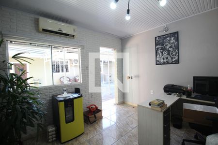 Casa à venda com 140m², 2 quartos e 3 vagasEscritório