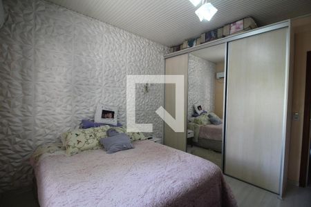 Quarto  de casa à venda com 2 quartos, 140m² em Bairro Fátima, Canoas