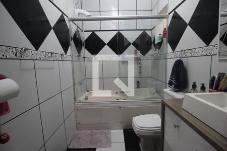 Casa à venda com 140m², 2 quartos e 3 vagasBanheiro 2