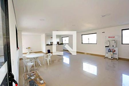 Apartamento à venda com 43m², 2 quartos e sem vagaÁrea comum - Salão de festas