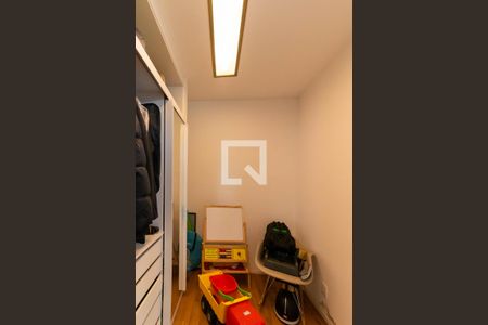 Apartamento à venda com 240m², 3 quartos e 2 vagasSuíte 1