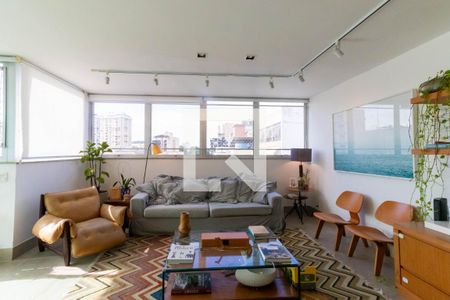 Apartamento à venda com 240m², 3 quartos e 2 vagasSala