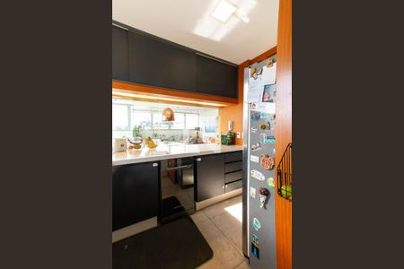 Apartamento à venda com 240m², 3 quartos e 2 vagasCozinha