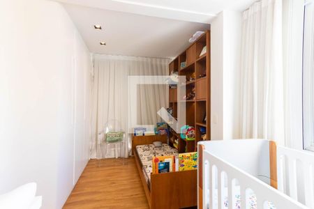 Apartamento à venda com 240m², 3 quartos e 2 vagasSuíte 2