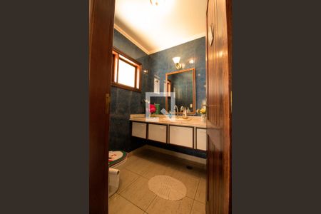 Casa de condomínio para alugar com 550m², 4 quartos e 4 vagas Casa de condomínio para alugar com 550m², 4 quartos e 4 vagasLavabo