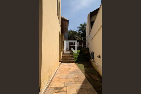 Casa de condomínio para alugar com 550m², 4 quartos e 4 vagas Casa de condomínio para alugar com 550m², 4 quartos e 4 vagasAcesso à Piscina