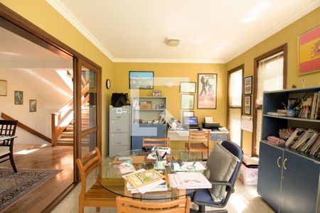 Casa de condomínio para alugar com 550m², 4 quartos e 4 vagas Casa de condomínio para alugar com 550m², 4 quartos e 4 vagasSala 3