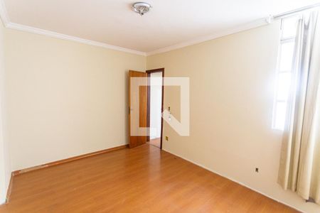Quarto 1 de casa para alugar com 6 quartos, 200m² em Concórdia, Belo Horizonte