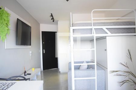 Sala/Quarto de apartamento para alugar com 1 quarto, 30m² em Portão, Curitiba