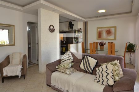 Sala de casa de condomínio à venda com 4 quartos, 170m² em Vargem Pequena, Rio de Janeiro