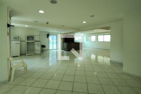 Apartamento para alugar com 38m², 1 quarto e 1 vaga Apartamento para alugar com 38m², 1 quarto e 1 vagaÁrea comum - Salão de festas