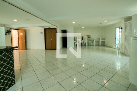 Apartamento para alugar com 38m², 1 quarto e 1 vaga Apartamento para alugar com 38m², 1 quarto e 1 vagaÁrea comum - Salão de festas