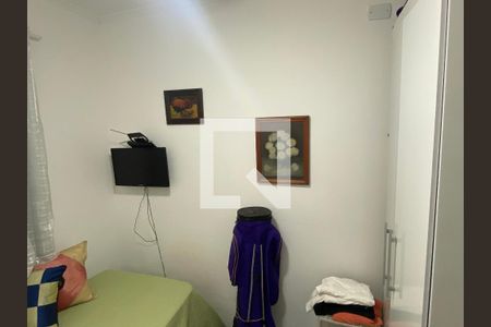 Casa à venda com 300m², 4 quartos e 2 vagas Casa à venda com 300m², 4 quartos e 2 vagasQuarto 4