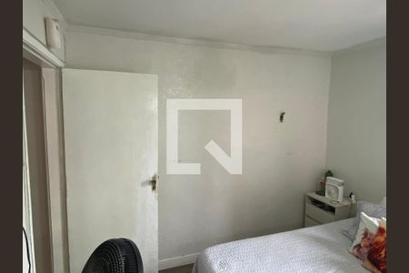 Casa à venda com 300m², 4 quartos e 2 vagas Casa à venda com 300m², 4 quartos e 2 vagasQuarto 2