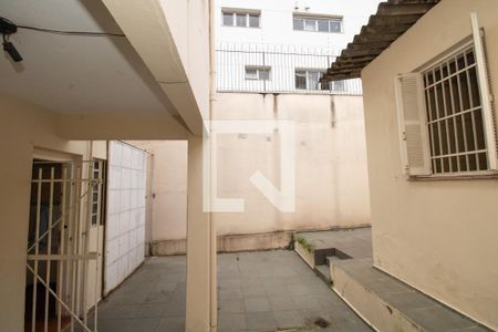 Casa à venda com 142m², 3 quartos e 2 vagas Casa à venda com 142m², 3 quartos e 2 vagasQuintal, vista casa