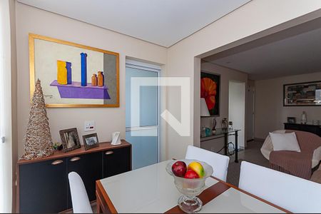 Apartamento à venda com 65m², 2 quartos e 1 vagaVaranda