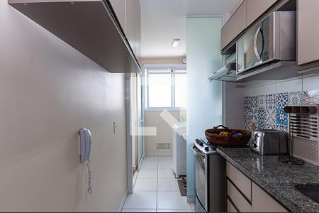 Cozinha de apartamento à venda com 2 quartos, 65m² em Vila Anastácio, São Paulo