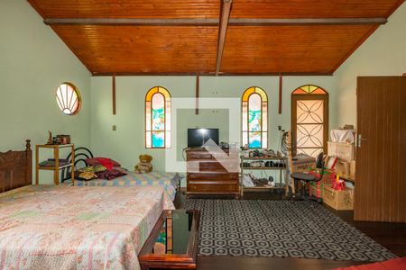 Casa à venda com 406m², 3 quartos e 3 vagasSuíte