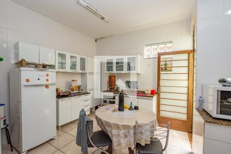 Casa à venda com 406m², 3 quartos e 3 vagasCozinha 1