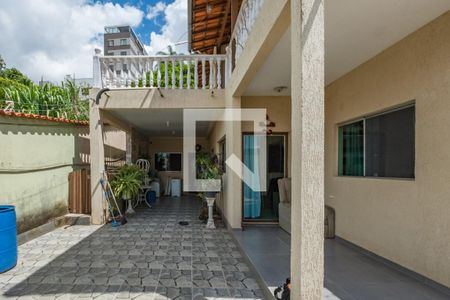Casa à venda com 406m², 3 quartos e 3 vagasQuintal