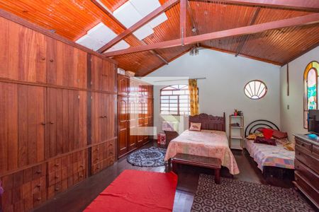 Casa à venda com 406m², 3 quartos e 3 vagasSuíte