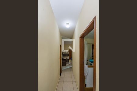 Casa à venda com 406m², 3 quartos e 3 vagasCorredor