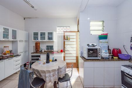 Casa à venda com 406m², 3 quartos e 3 vagasCozinha 1