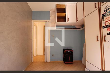 Quarto de apartamento para alugar com 2 quartos, 59m² em Vila Lutécia, Santo André