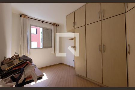 Quarto 2 de apartamento para alugar com 2 quartos, 59m² em Vila Lutécia, Santo André