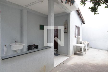 Casa à venda com 80m², 3 quartos e 2 vagasÁrea de Serviço