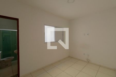 Suíte 1 de casa para alugar com 3 quartos, 150m² em Jardim Santa Maria, São Paulo
