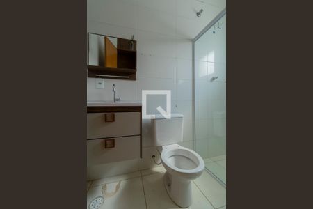 Casa para alugar com 150m², 3 quartos e 2 vagas Casa para alugar com 150m², 3 quartos e 2 vagasBanheiro Suíte 3