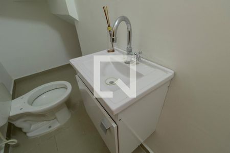 Lavabo de casa para alugar com 3 quartos, 150m² em Jardim Santa Maria, São Paulo