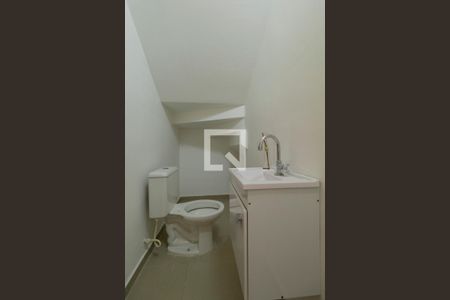 Lavabo de casa para alugar com 3 quartos, 150m² em Jardim Santa Maria, São Paulo