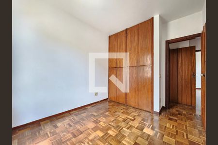 Apartamento à venda com 95m², 3 quartos e 2 vagasQuarto 3