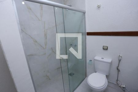 Casa à venda com 800m², 3 quartos e 4 vagasBanheiro suite 2