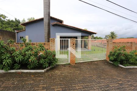 Casa à venda com 800m², 3 quartos e 4 vagasFachada 