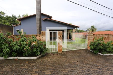 Fachada de casa à venda com 3 quartos, 800m² em Taguatinga Centro (taguatinga), Brasília