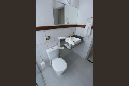 Casa à venda com 800m², 3 quartos e 4 vagasBanheiro Social