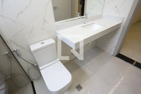 Casa à venda com 800m², 3 quartos e 4 vagasBanheiro da suite 3