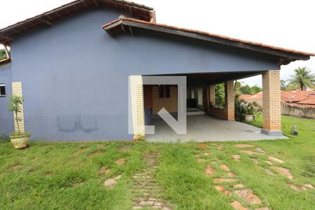 Casa à venda com 800m², 3 quartos e 4 vagasFachada