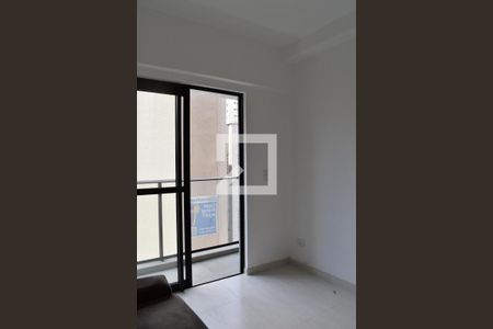 Cozinha/Quarto de apartamento para alugar com 1 quarto, 18m² em Vila Izabel, Curitiba