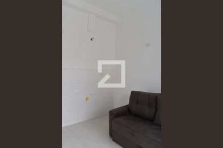 Cozinha/Quarto de apartamento para alugar com 1 quarto, 18m² em Vila Izabel, Curitiba