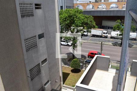 Vista da varanda de apartamento para alugar com 1 quarto, 18m² em Vila Izabel, Curitiba