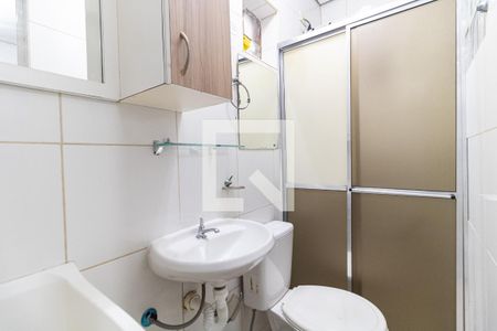 Banheiro de apartamento para alugar com 1 quarto, 28m² em Aclimação, São Paulo